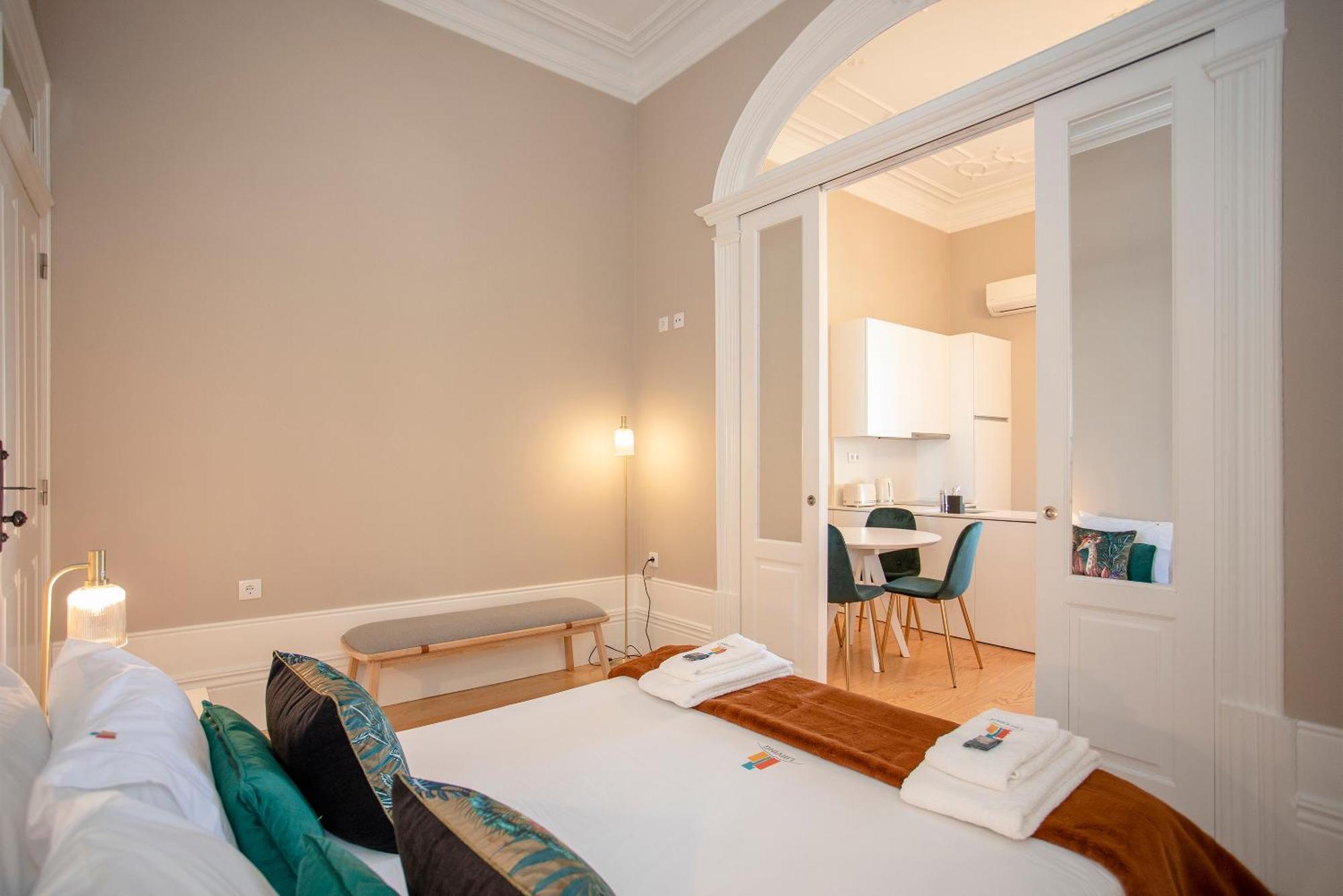 Liiiving In Porto - Balcony Design Apartment Bagian luar foto