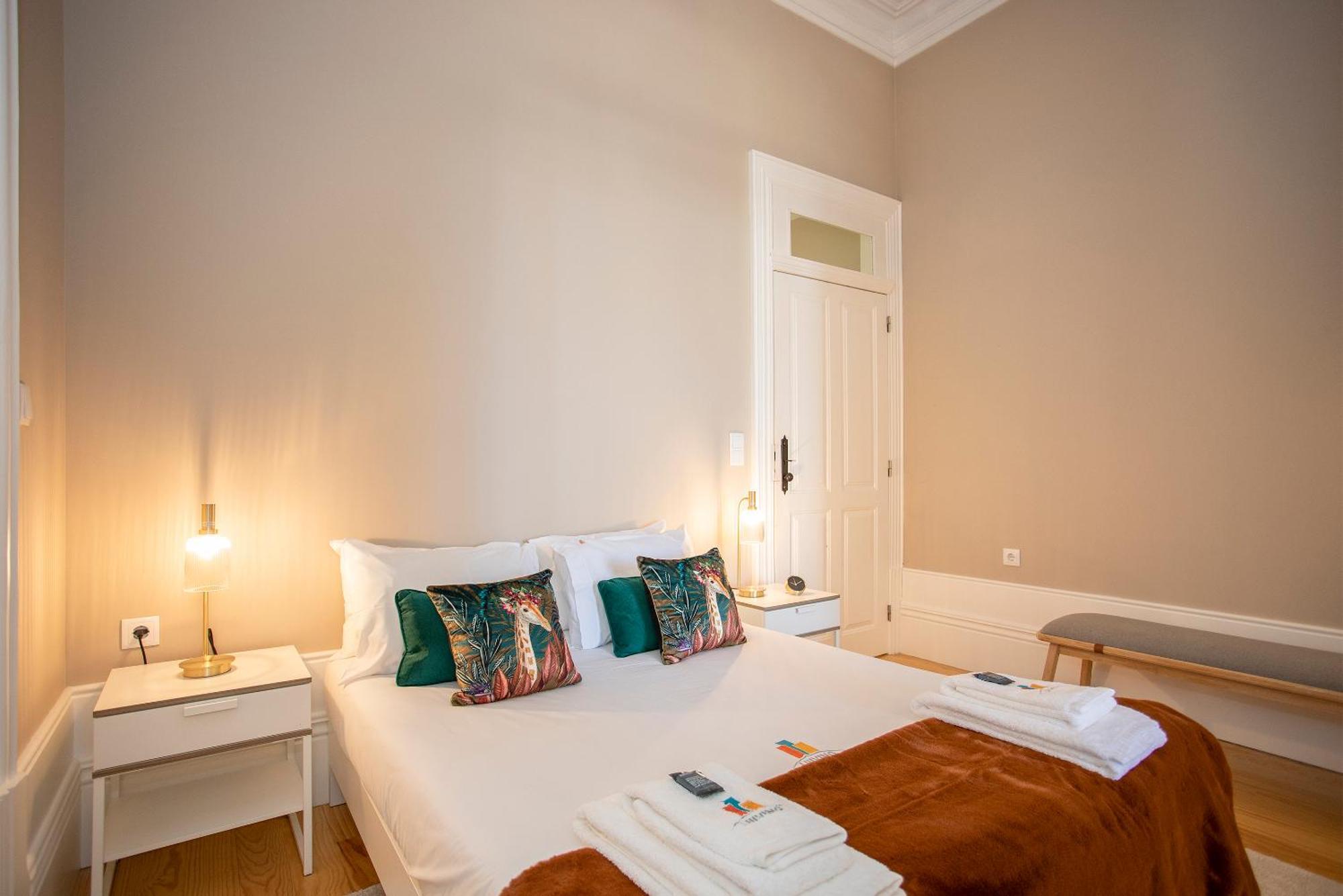 Liiiving In Porto - Balcony Design Apartment Bagian luar foto